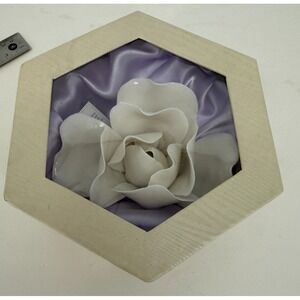 Godinger & Co Florentine Fine Porcelain White Flower Style 9637
